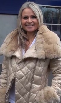 MILF Zaira Car Fuck | Mature Amateur Facial Dagram MILF Zaira Car Fuck | Mature Amateur Facial Dagram