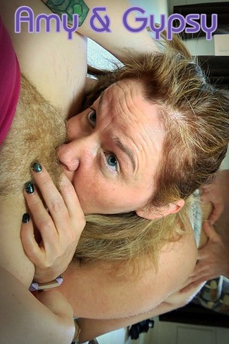 Amy & Gypsy | Anal Granny | Ooutdoor