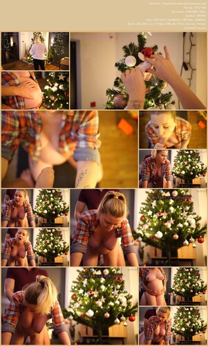 Pregnant Gets Xmas Creampie