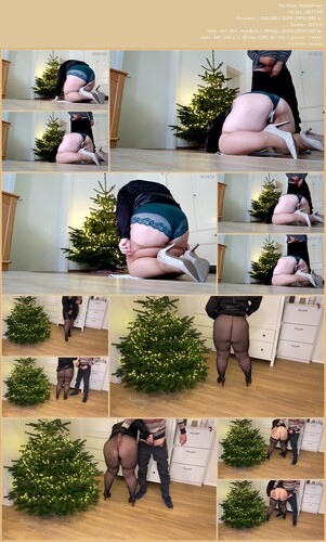 Homemade Couple at Xmas Tree