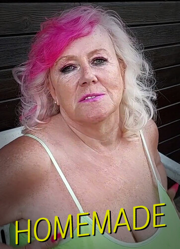Fat Pussy Vicky Outside